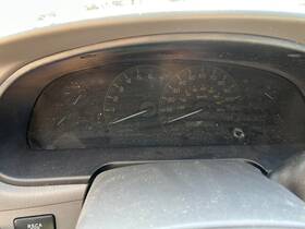 104777488 Toyota 257-50850 Speedometer Cluster Mph With Air Suspension Fits 06 Sequoia