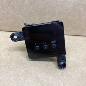 28812-407261 Toyota 1989-1994 Pickup/1990-1995 4runner Dash Jeco Clock Digital Oem