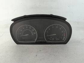 8322008070 Toyota 2001-2003 Sienna Speedometer Instrument Cluster Gauges 3 414 378-0 Una7x