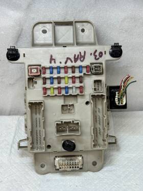 Pp-t25 Toyota P5 2003 Rav4 Cabin Fuse Box Assembly Oem