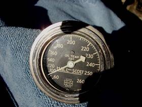 R338-63 U.s. Gauge Hall-scott Vintage Nos 260 Oil Temperature Thermometer R338-63 U.s. Gauge Hall-scott Vintage Nos 260 Oil Temperature Thermometer