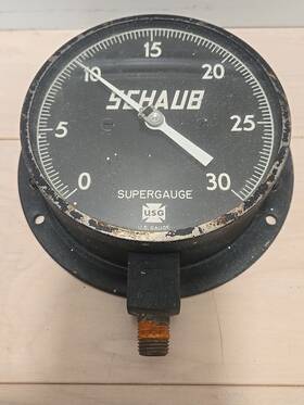 13724-1 Us Gauge Co Vintage Company Schaub 30 Psi Supergauge 13724-1 Us Gauge Co Vintage Company Schaub 30 Psi Supergauge