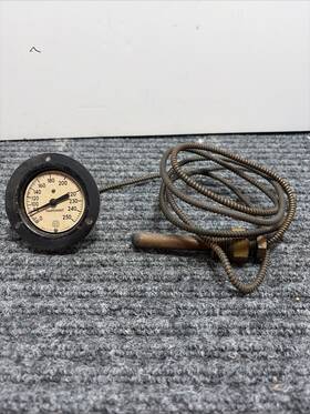 Ad-10550 Various Vintage U.s. Gauge Company 2 Temperature To 250 With Probe