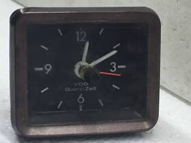 133919203a Vdo Genuine German Super Beetle Working 12 Volt Quartz Clock 73-79 Analog 133919203a Vdo Genuine German Super Beetle Working 12 Volt Quartz Clock 73-79 Analog