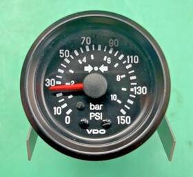 150037014 Vdo Nos New 1500 370 14 Air Pressure Gauge 150 Psi With Bracket Free Shipping