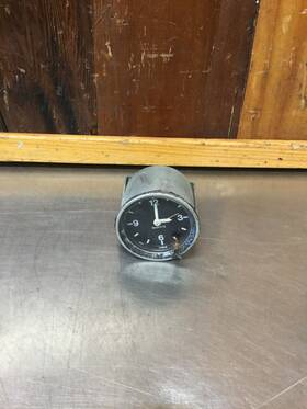 Kmg926 Vdo 218/32/1 Mg Mgb 77-80 Original Clock Gauge. #218/32/1. Used.