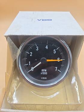 333-301 Vdo Rpm Tach Gauge Automotive Marine And Industrial 333-301 Vdo Rpm Tach Gauge Automotive Marine And Industrial