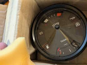 477919033 Vdo Nos Porsche 924 7/1978-82 Temperature/ Fuel Combo Gauge Part # Nla