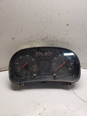257-61399 Volkswagen Speedometer Cluster Hatchback 140 Mph Fits 00-01 Golf 1346645