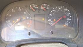 257-61877 Volkswagen Speedometer Cluster Sedan 6 Cylinder Mph Fits 01 Jetta 235229