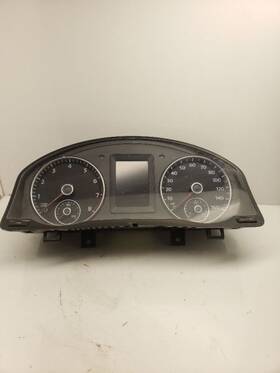 5m0920960e Volkswagen Jetta 2010 Speedometer 1252432