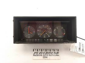 257-50098b Volvo 245 Wagon Instrument Speedometer Gauge Cluster Fits 1975-1989