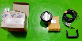 Westach 2dc10-36 Nos Gauge Dual Volt / Amp 18-28v 200a