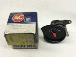 Nos Oil Pressure Gauge 1973 1974 Chevrolet Gmc Medium Duty Truck 6463351. Fixed Price $50.00.