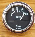 Vintage Sun Oil Pressure Gauge Model 5-90047. Fixed Price $32.00.