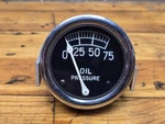 Vintage Nos Stewart Warner Oil Pressure Gauge New. Fixed Price $29.99.